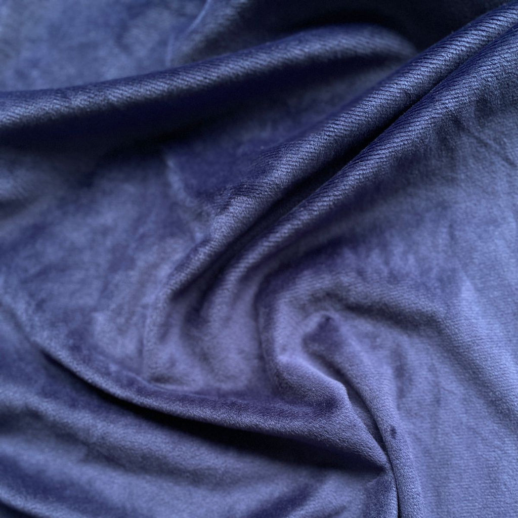 Bata Strapless con Balaca en Suavetina.